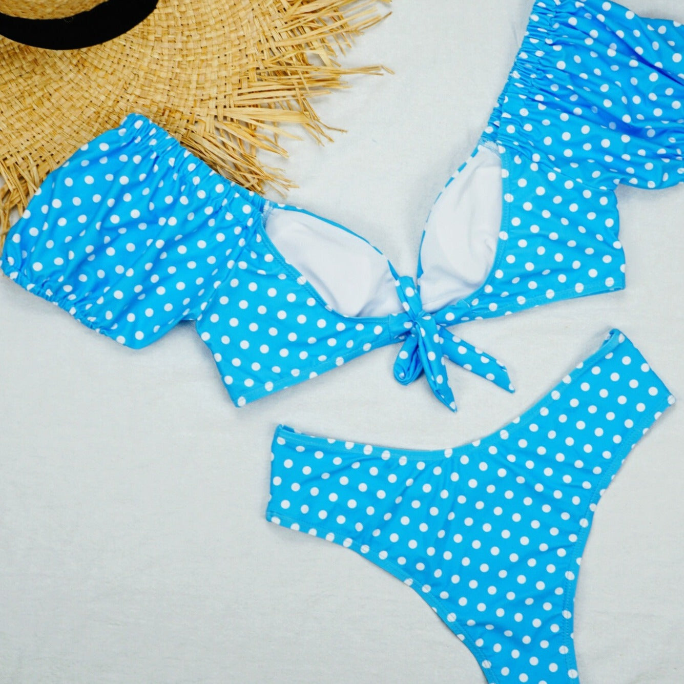 Damski dwuczęściowy strój kąpielowy bikini w grochy