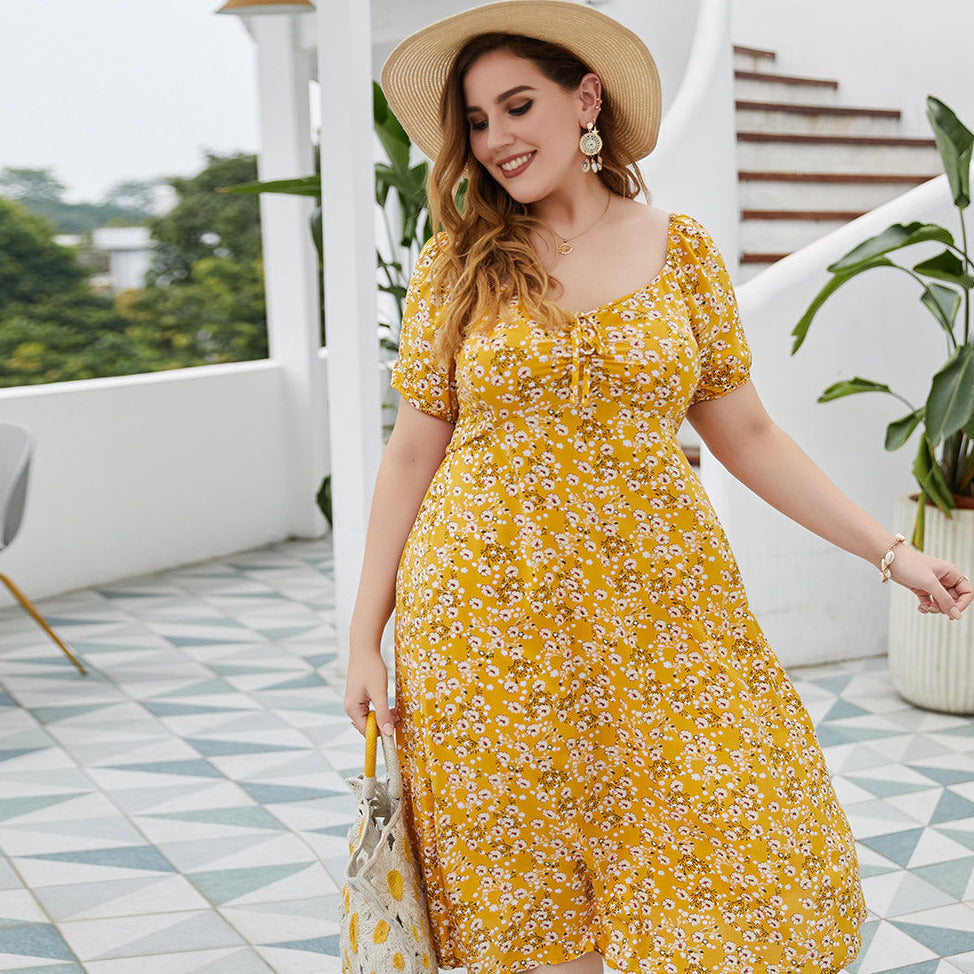 Sukienka plus size z ozdobnym wiązaniem z przodu