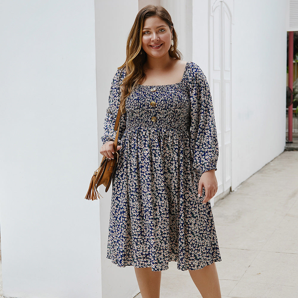 Sukienka plus size zwiewna w kwieciste wzory