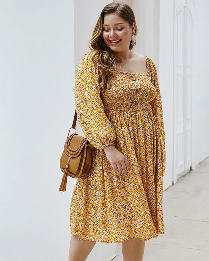 Sukienka plus size zwiewna w kwieciste wzory