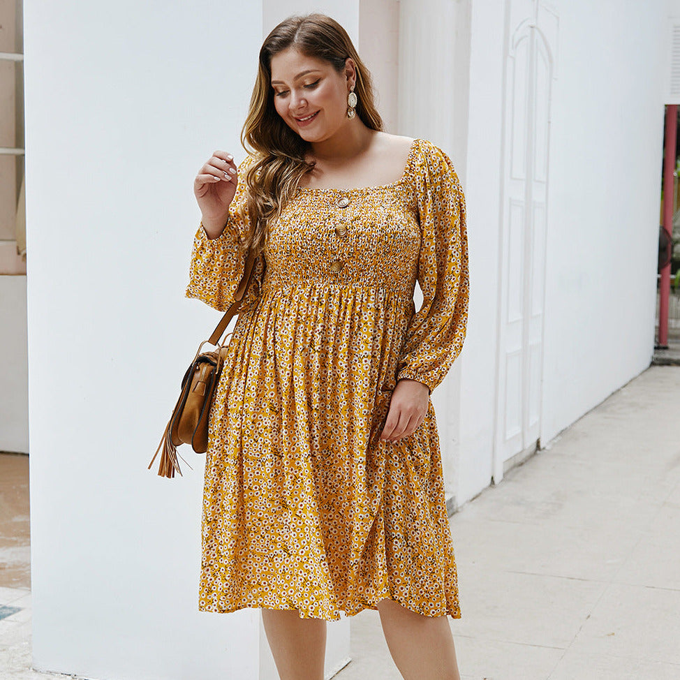 Sukienka plus size zwiewna w kwieciste wzory