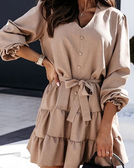 Sukienka mini brązowa z falbanką i długim rękawem