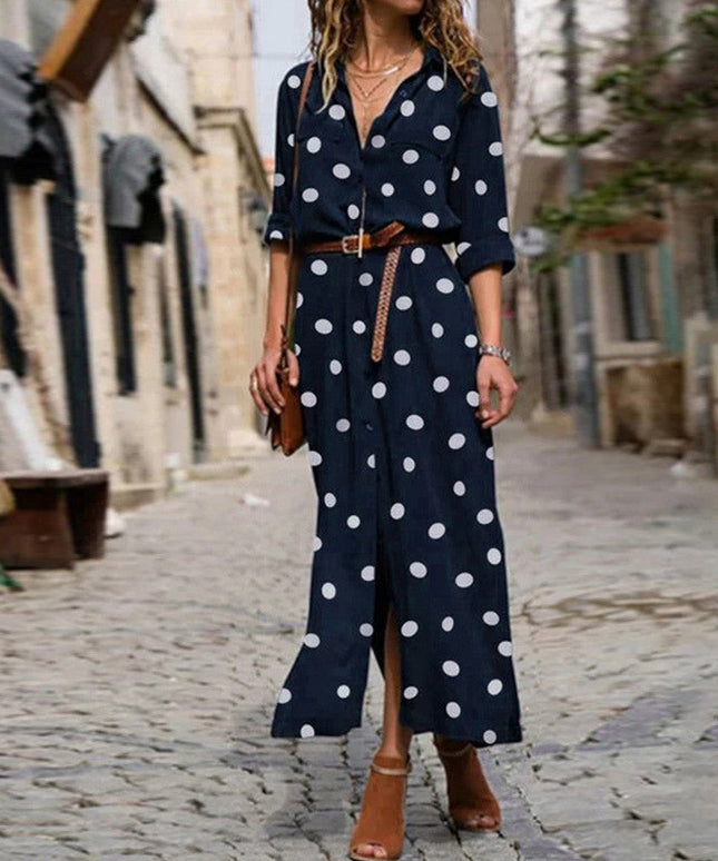 Sukienka maxi w kropki z rozcięciem