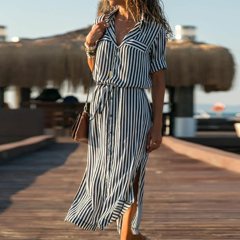 Sukienka długa w paski zapinana na guziki