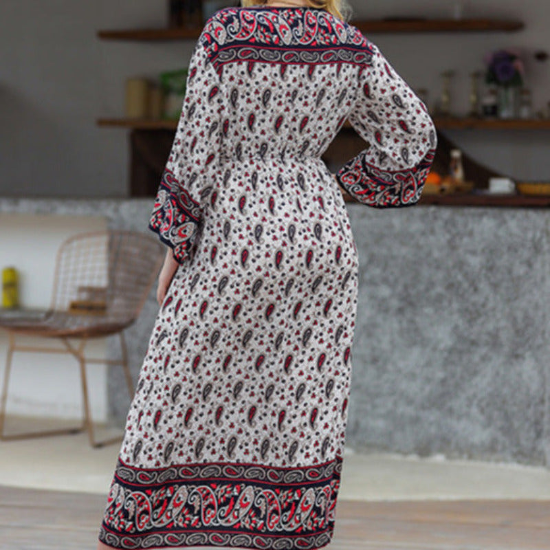 Sukienka plus size z przekładanym dekoltem