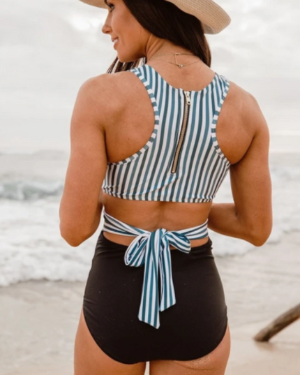 Jednoczęściowy strój kąpielowy monokini zabudowany