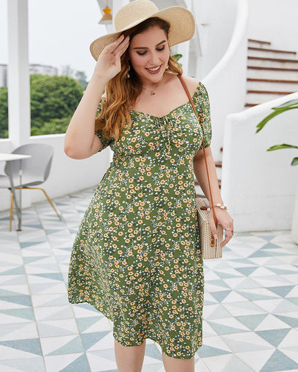 Sukienka plus size z ozdobnym wiązaniem z przodu