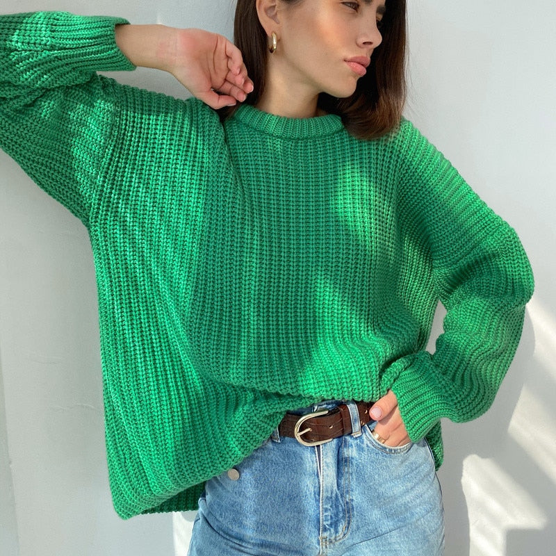 Damski sweter dziergany o kroju oversize