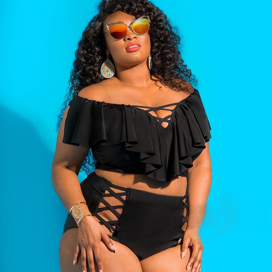 Dwuczęściowy strój kąpielowy plus size z ozdobnymi rozcięciami