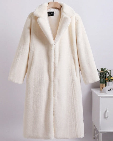 Damski płaszcz zimowy futrzany