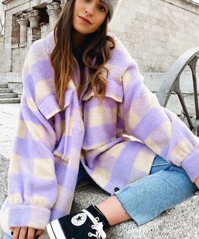 Damska kurtka przejściowa koszulowa w kratkę