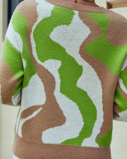 Damski sweter o klasycznym kroju trzykolorowy