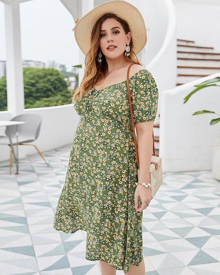 Sukienka plus size z ozdobnym wiązaniem z przodu