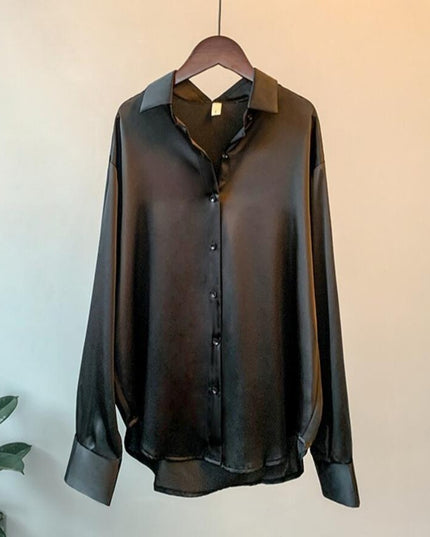 Damska koszula z satynowej tkaniny