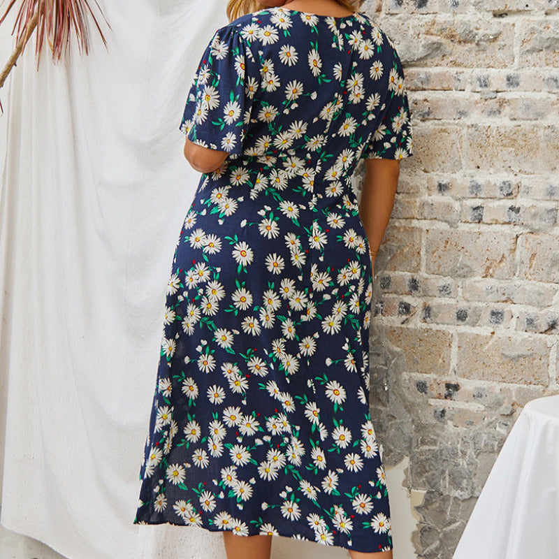 Sukienka plus size z rozcięciem