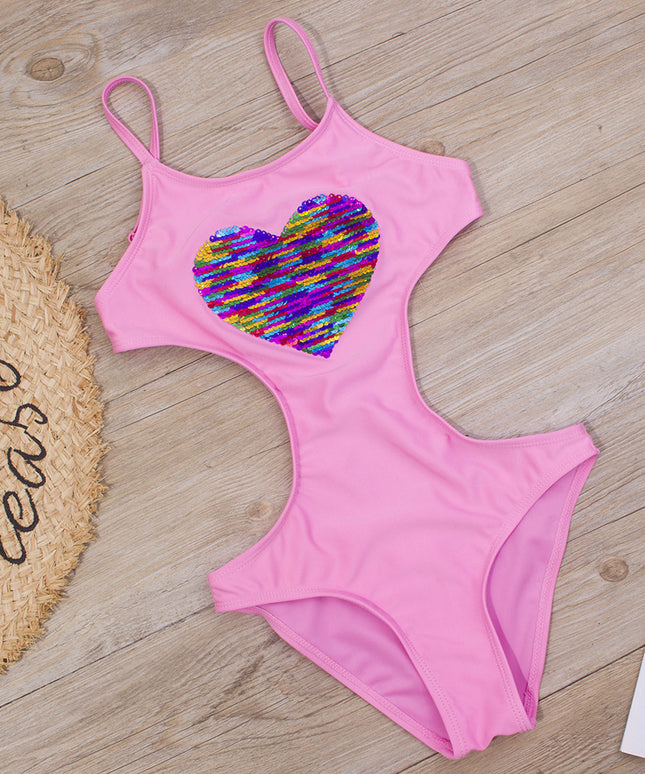 Jednoczęściowy strój kąpielowy z kolorowym serduszkiem z wcięciami