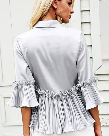 Damska koszulka z długim rękawem z satynowej tkaniny i falbankami