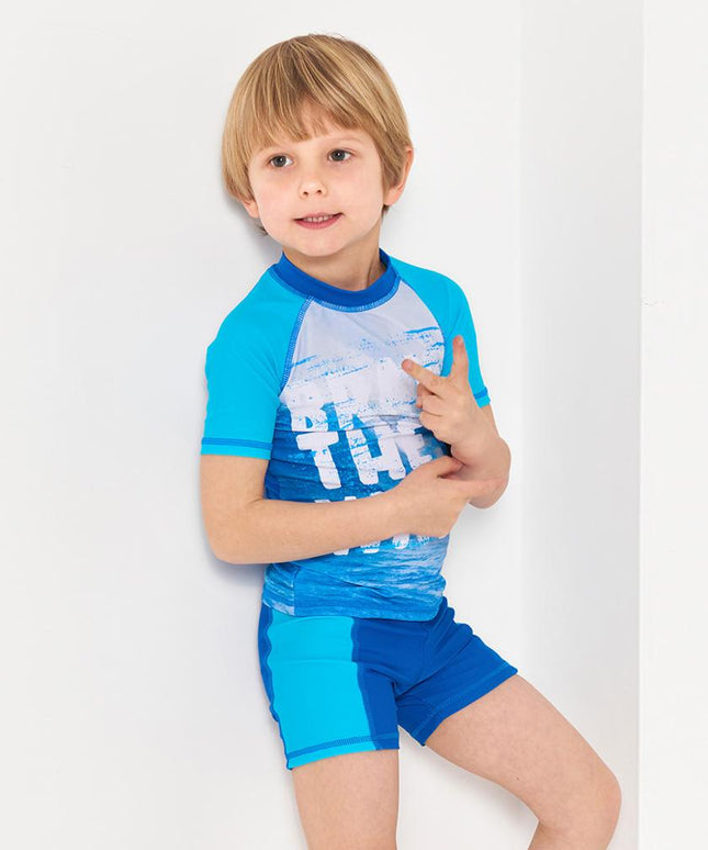 Dwuczęściowy kostium kąpielowy dla chłopca z napisami