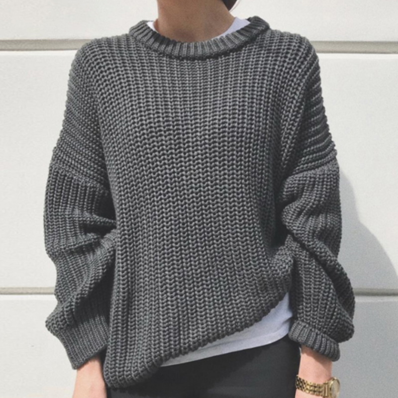 Damski sweter dziergany o kroju oversize