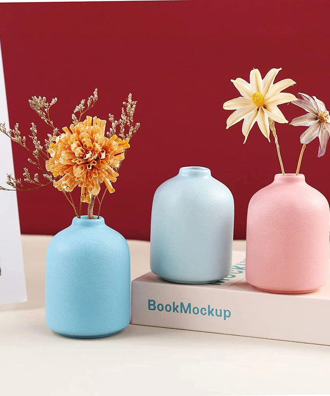 Wazon ceramiczny w różowym kolorze