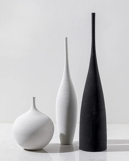 Wazon ceramiczny minimalistyczny ze zwężoną górą