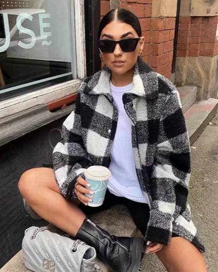 Damska kurtka przejściowa koszulowa w kratkę