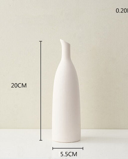 Wazon ceramiczny w jasnych kolorach reguralne kształty