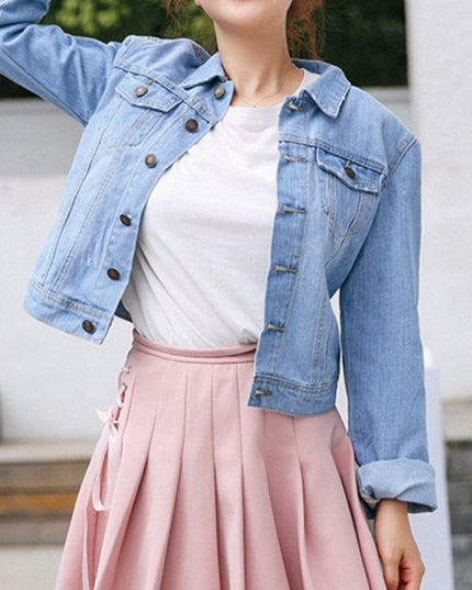 Damska kurtka jeansowa klasyczna o prostym kroju