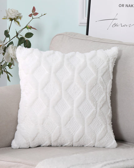 Poszewka na poduszkę z haftem w geometryczny wzór