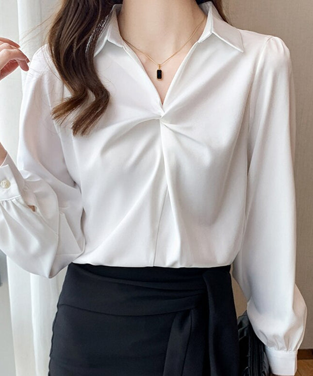 Damska koszula ze splotem na dekolcie
