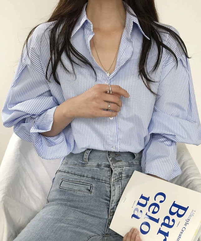 Damska koszula w paski z ozdobnymi rękawami