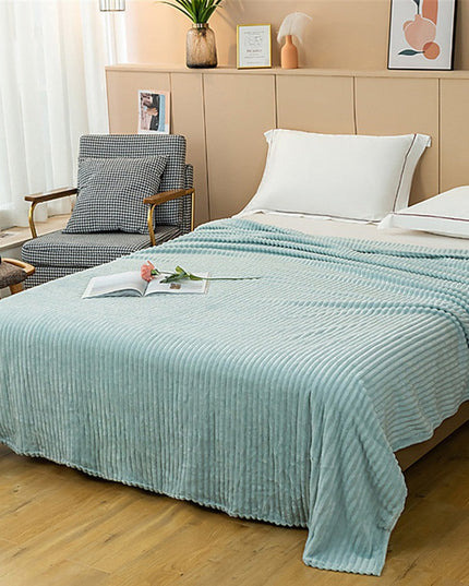 Elegancki koc z prążkowaną fakturą