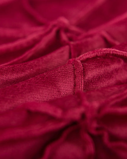 Poszewka na poduszkę z symetrycznymi wzorami