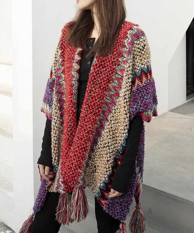 Damski sweter dziergany wzorzysty typu ponczo