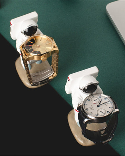 Figurka funkcjonalna uchwyt na zegarek