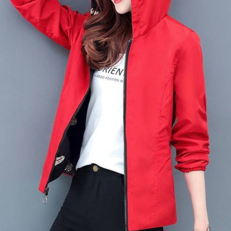 Damska kurtka przejściowa przeciwdeszczowa z kapturem