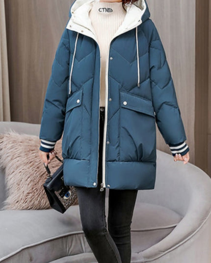Damska kurtka klasyczna zimowa z kapturem