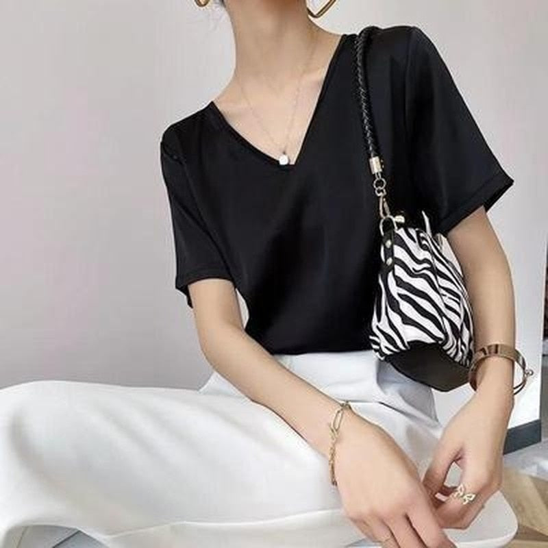 Damski T-shirt z satynowej tkaniny