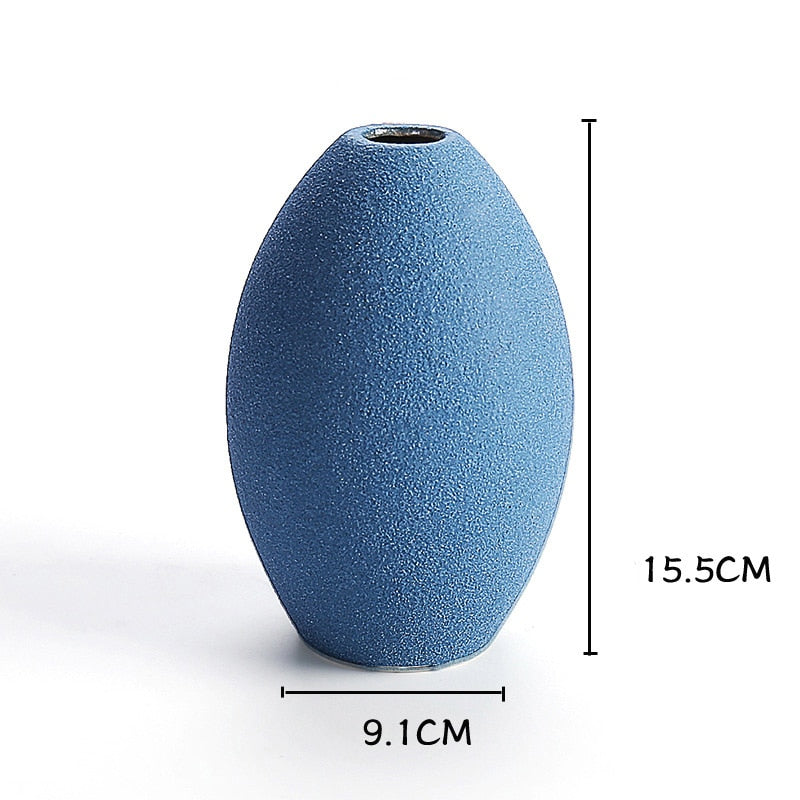 Wazon ceramiczny o geometrycznych kształtach