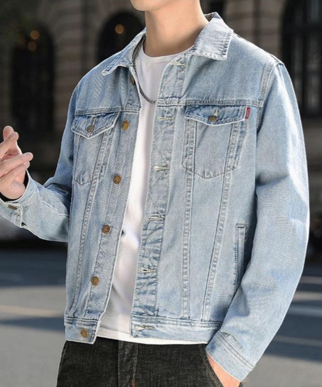 Męska kurtka jeansowa o prostym kroju z przeszyciami