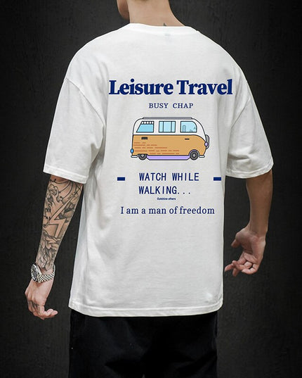 Męski T-shirt z napisem i nadrukiem na plecach