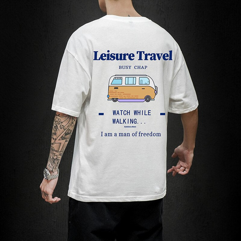 Męski T-shirt z napisem i nadrukiem na plecach