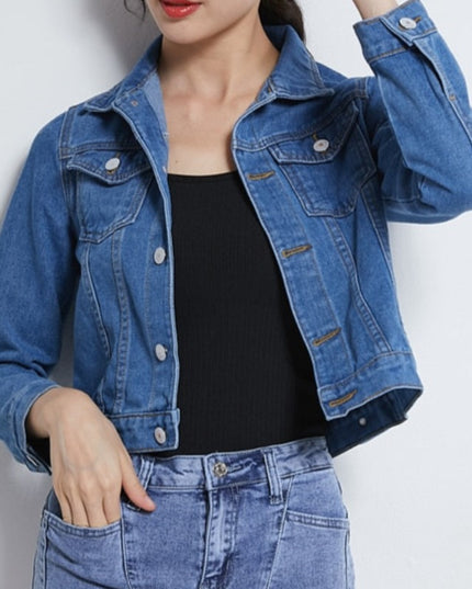 Damska kurtka jeansowa klasyczna o prostym kroju