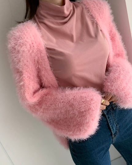 Damski sweter typu kardigan futrzany