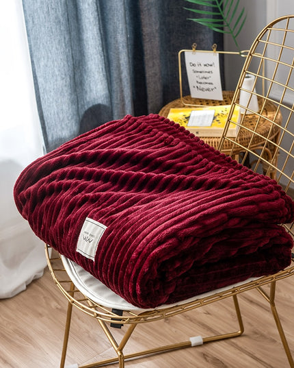 Koc prążkowany z miękkiego włosia