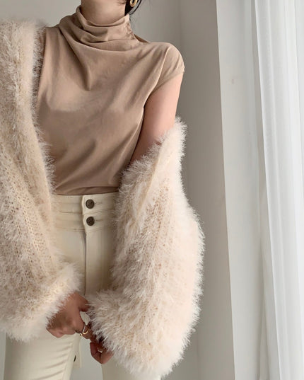 Damski sweter typu kardigan futrzany