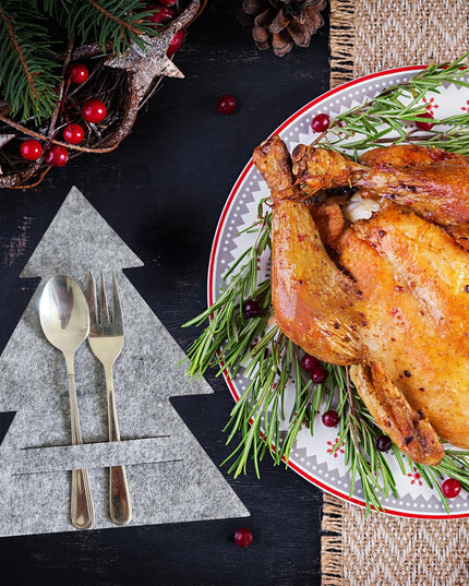 Świąteczne pokrowce na sztućce z filcu o kształcie choinki (4szt)