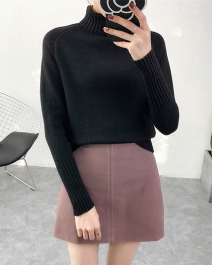 Damski sweter z golfem o luźnym kroju