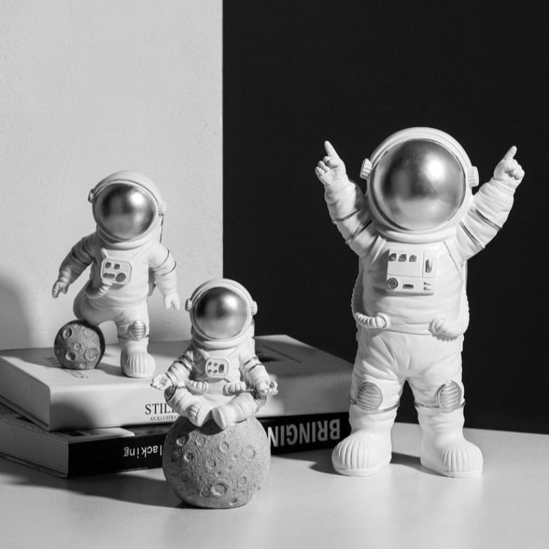 Figurka funkcjonalna astronauta uchwyt na telefon