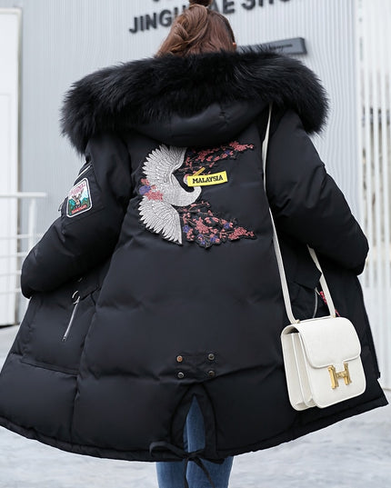 Damska kurtka zimowa z naszywką na plecach i kapturem